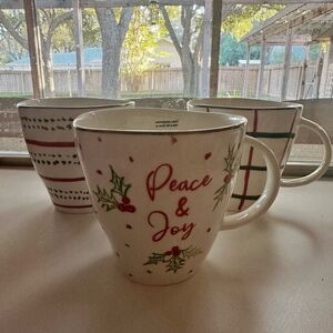 Lenox Holiday Mug Set - Bayberry Design